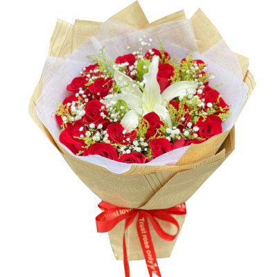 长沙19朵红玫瑰1支百合，永恒之美